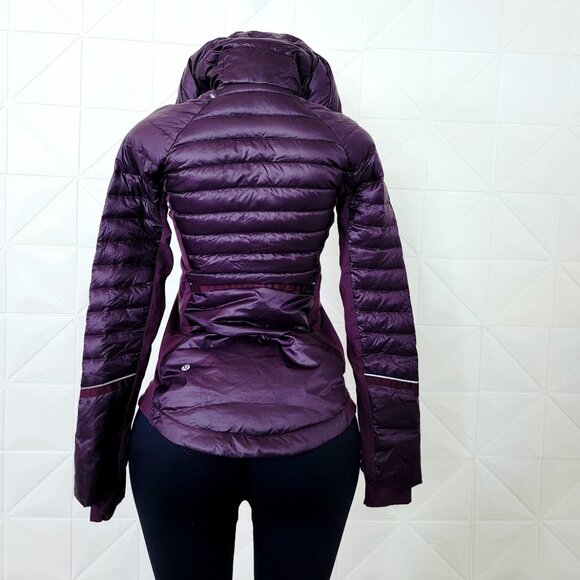 Lululemon Women's Black Berry Purple Down For A Run II Puffer Jacket Size 6 - Picture 5 of 9